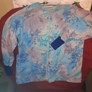 Long sleeve scrub jacket